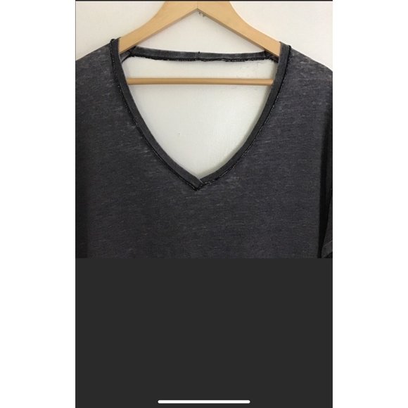 Free People All Mine Tee Black Low Back V Neck Med. NWT - Picture 3 of 5